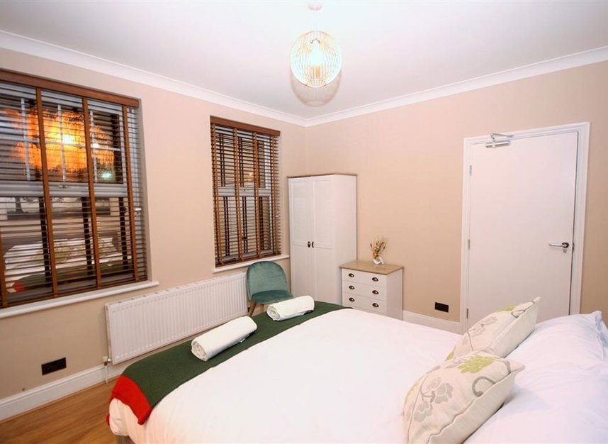 Properties for sale in Woodseer Street - E1 5HD view11
