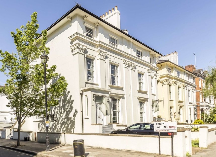 Flat to rent in Abbey Road, London, NW8 (Ref 163438) Dexters