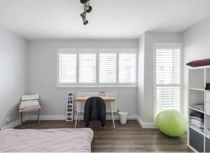 Properties to let in Abbots Manor - SW1V 4JW view2