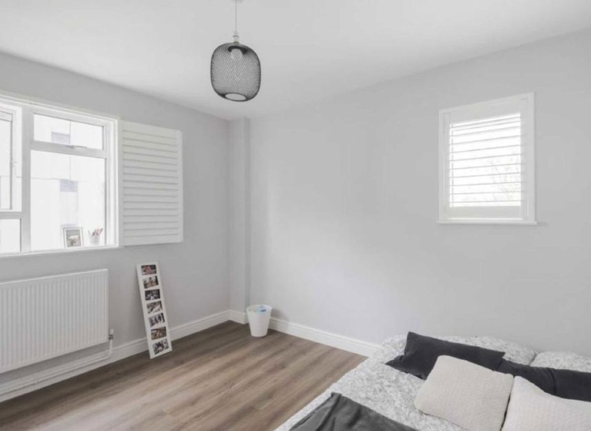 Properties to let in Abbots Manor - SW1V 4JW view3
