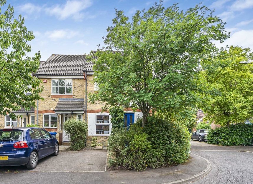 House to rent in Abbotswood Road, London, SE22 (Ref 205515) Dexters