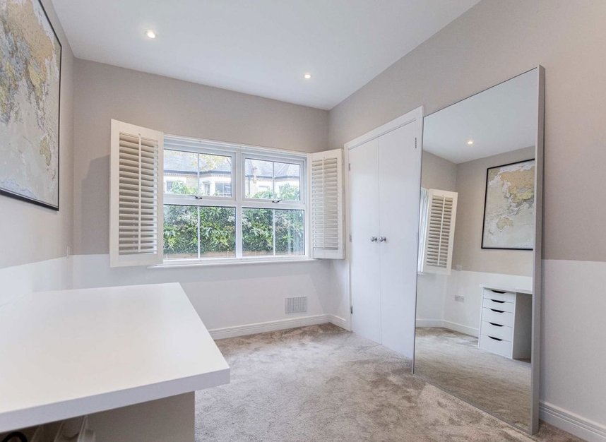 Properties let in Acton Lane - W4 5HU view5