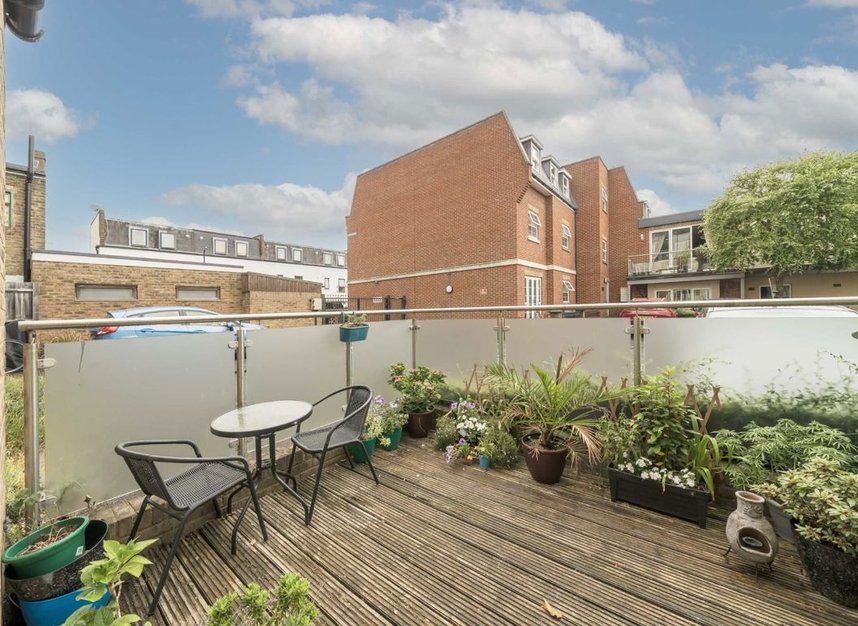 Properties let in Acton Lane - W4 5DD view6