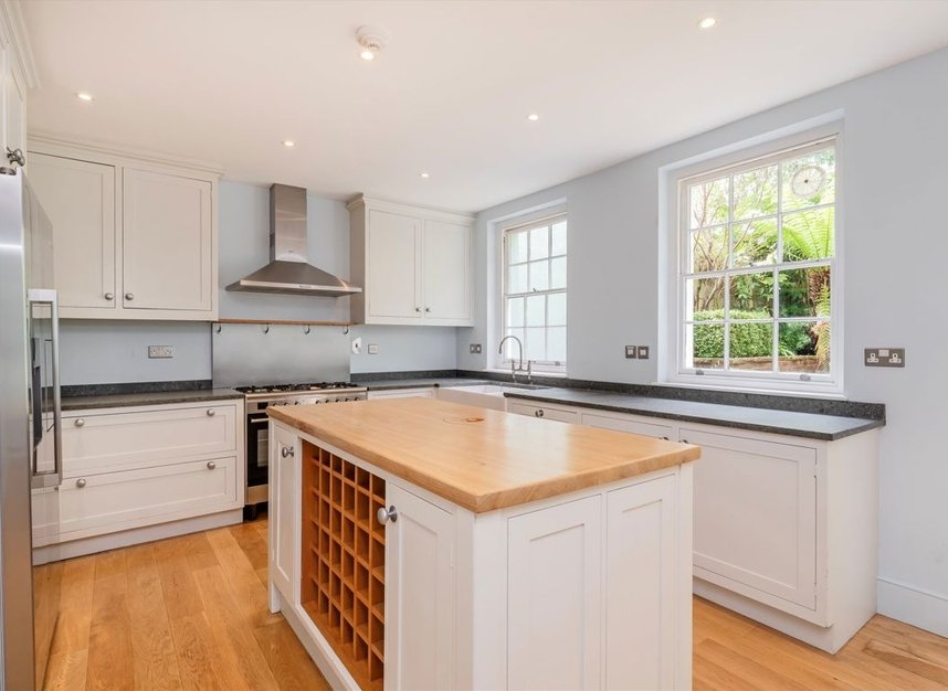 Properties to let in Addison Avenue - W11 4QU view4