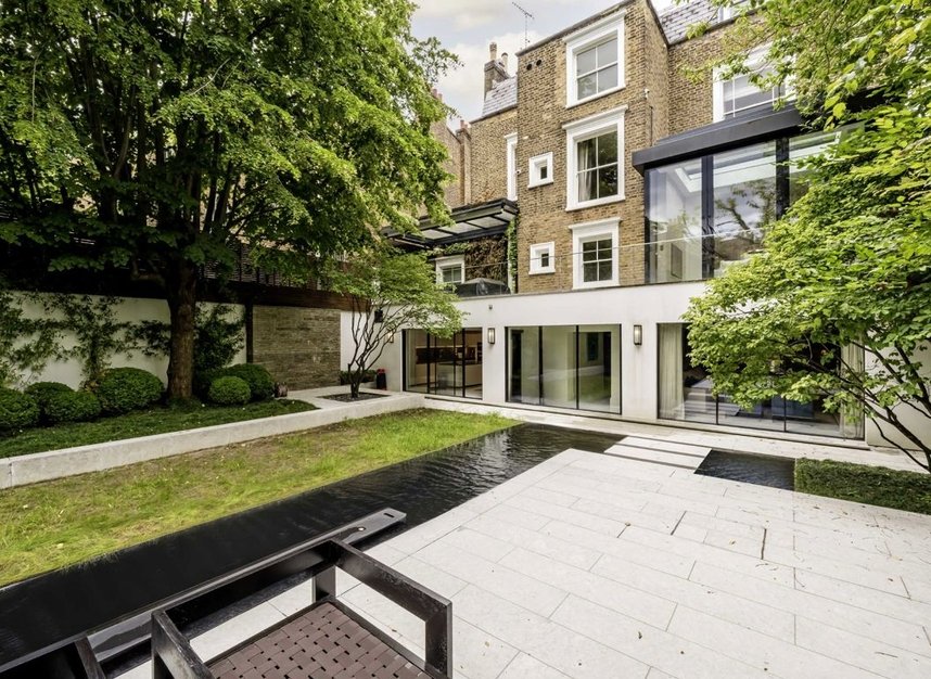 Properties to let in Addison Crescent - W14 8JP view8