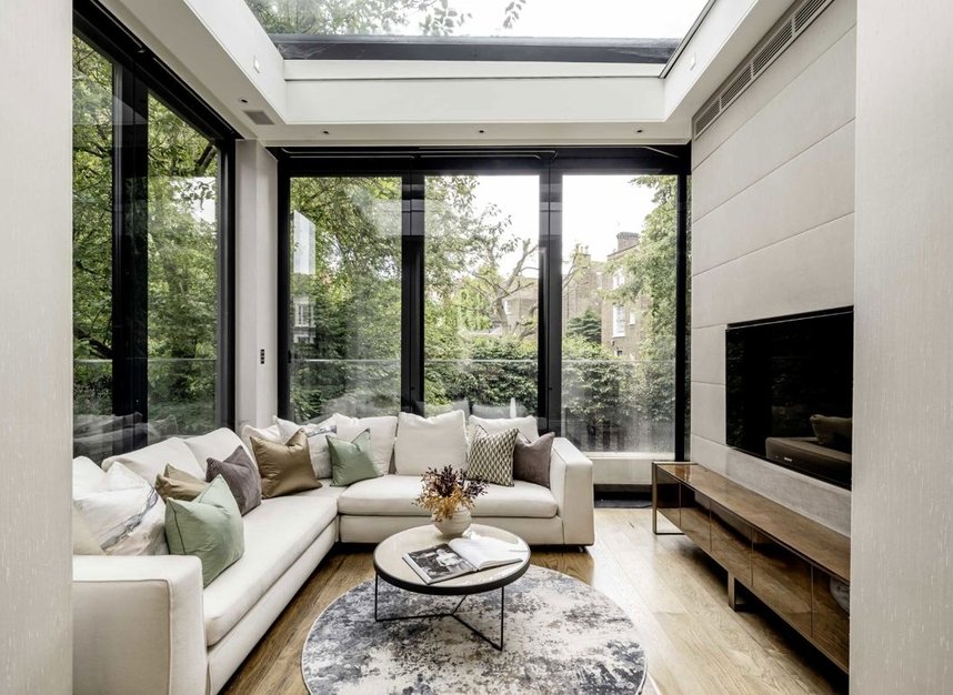 Properties to let in Addison Crescent - W14 8JP view3