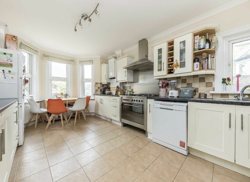Properties let in Albacore Crescent - SE13 7HP view3