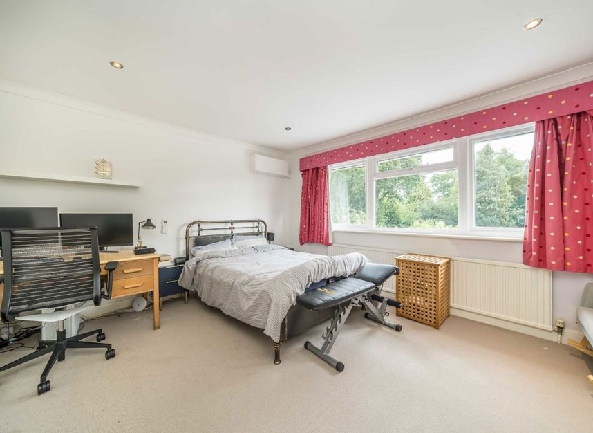 Properties to let in Albion Road - KT2 7BZ view9