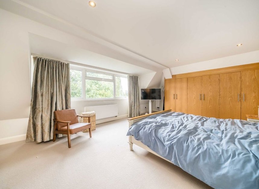 Properties to let in Albion Road - KT2 7BZ view7
