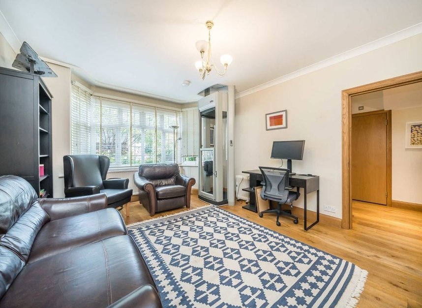 Properties to let in Albion Road - KT2 7BZ view6