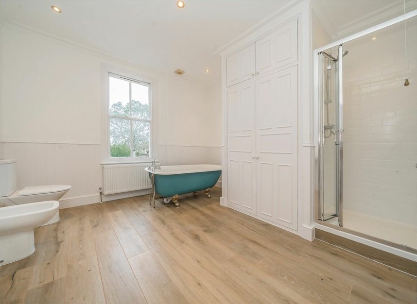 Properties let in Alexandra Park Road - N10 2DG view11