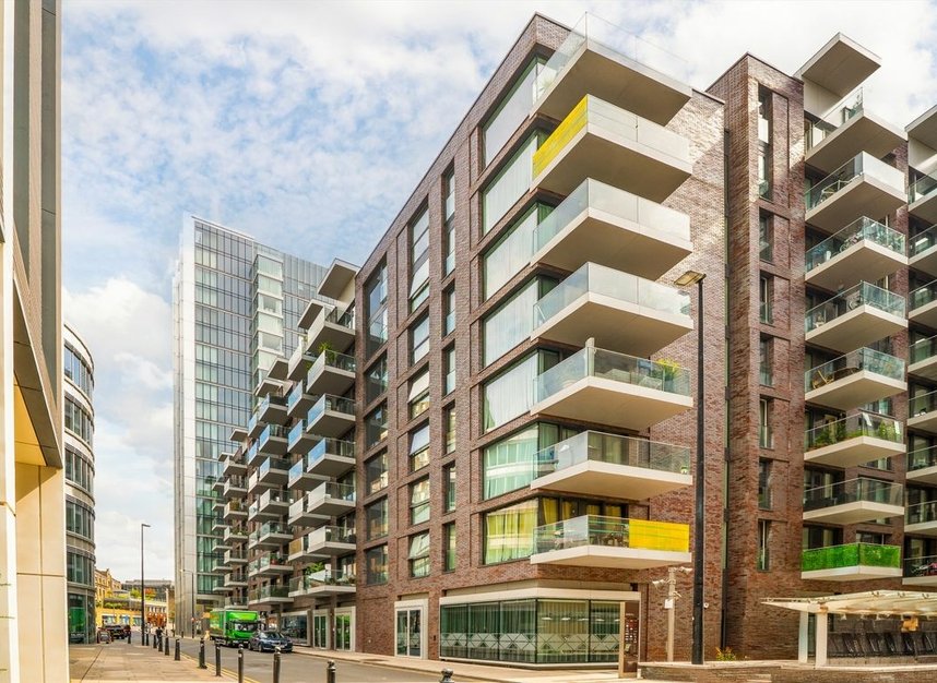 Properties let in Alie Street - E1 8PZ view1