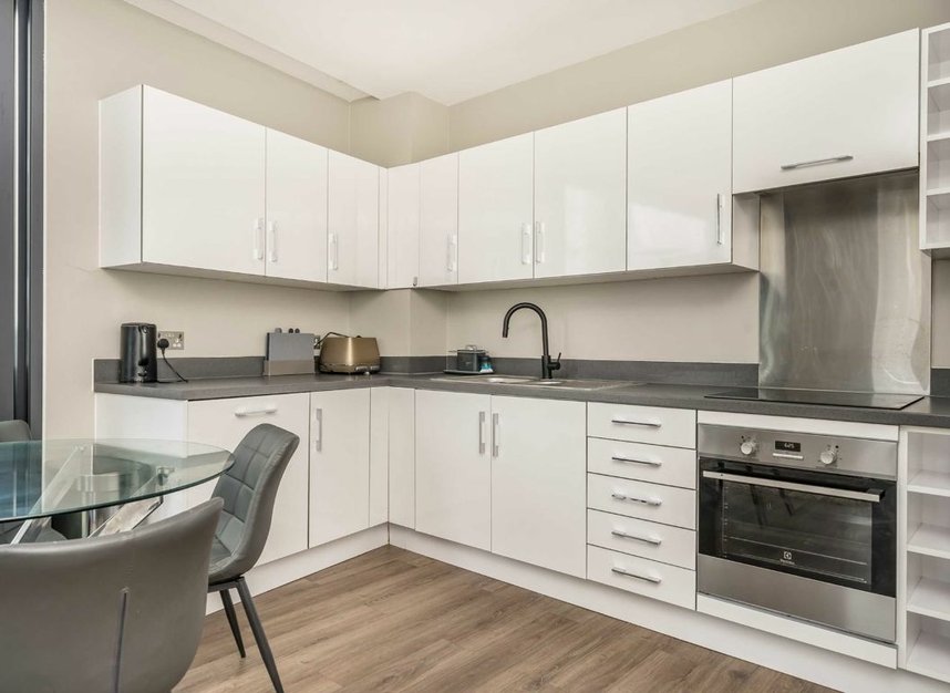 Properties let in Alie Street - E1 8PZ view4