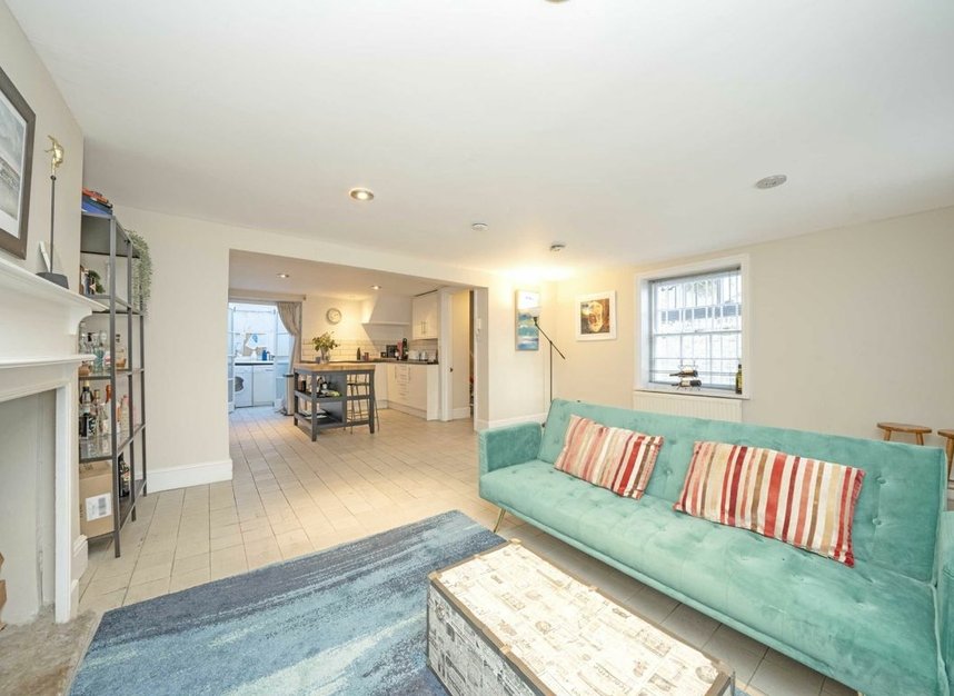 Properties let in Almeida Street - N1 1TB view5