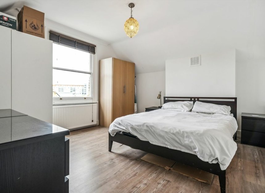 Properties to let in Ambleside Avenue - SW16 6AD view5