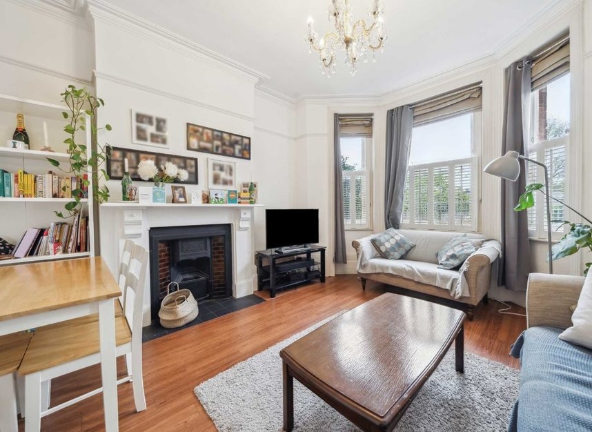Flat to rent in Amyand Park Road, St Margarets, TW1 (Ref 223991) Dexters