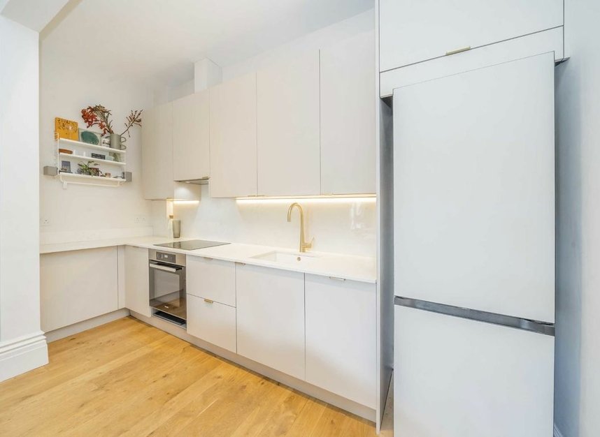 Properties let in Anson Road - N7 0AA view3