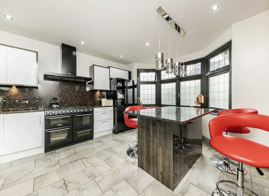 Properties let in Ashbourne Road - CR4 2BB view2