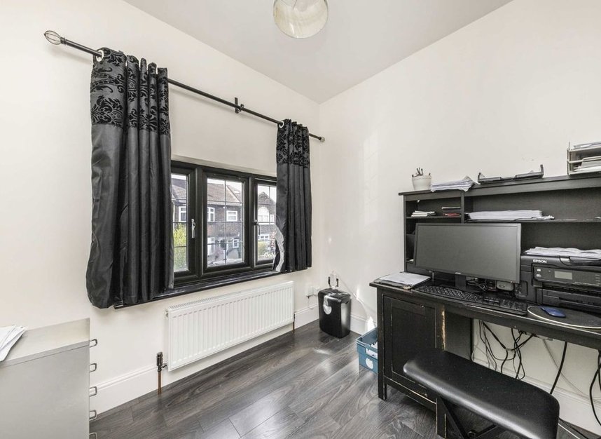 Properties let in Ashbourne Road - CR4 2BB view8