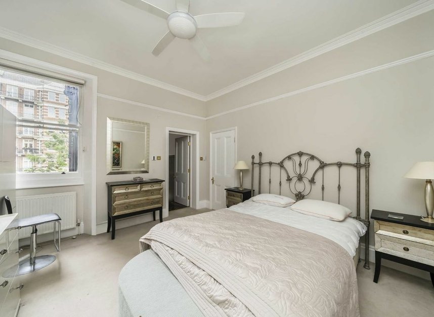 Properties to let in Ashley Gardens - SW1P 1QF view5