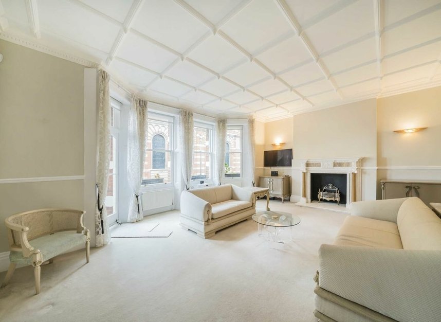 Properties to let in Ashley Gardens - SW1P 1QF view2