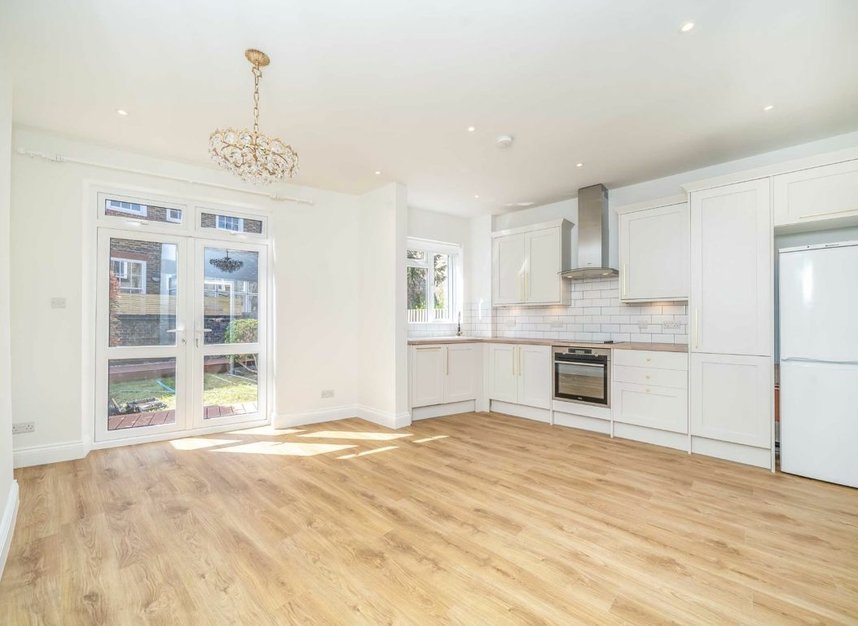 Properties let in Ashvale Road - SW17 8PW view2