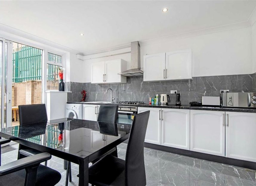Properties let in Aston Street - E14 7NG view4