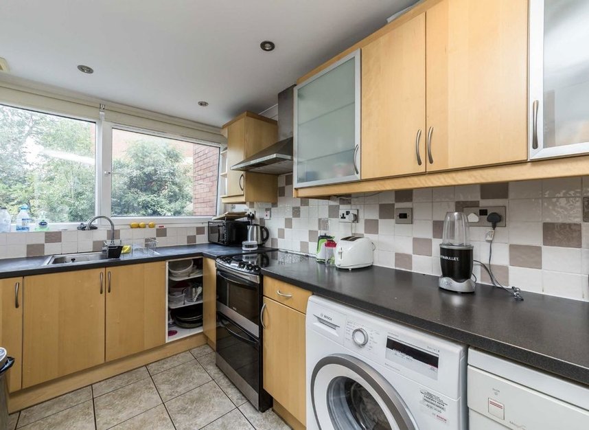 Properties let in Bakers Field - N7 0LT view5