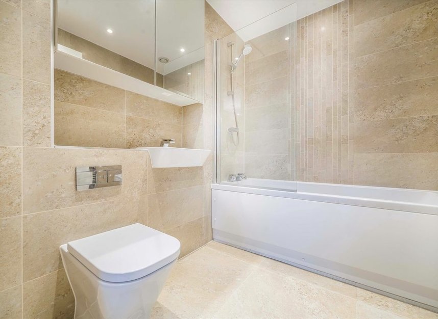 Properties to let in Baltic Avenue - TW8 0LL view11