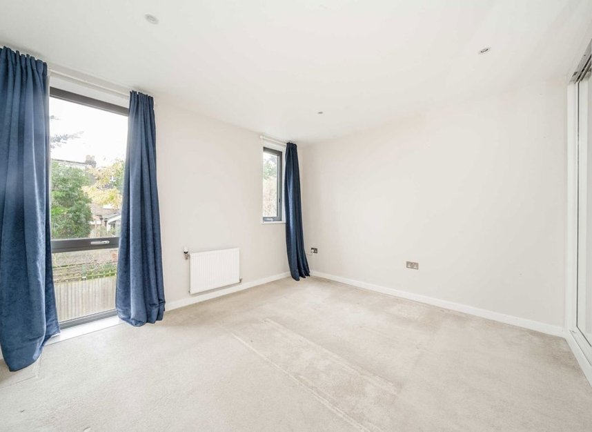 Properties to let in Baltic Avenue - TW8 0LL view5