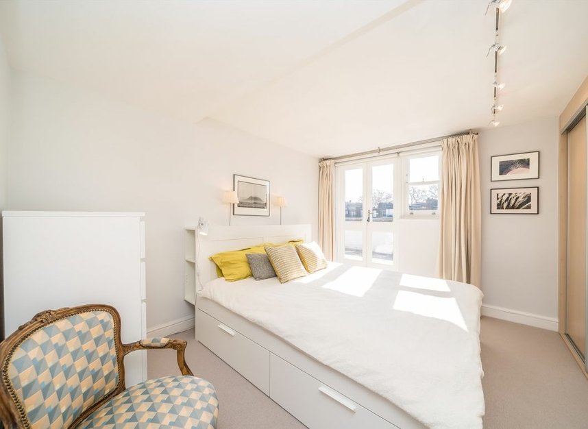 Properties let in Barkston Gardens - SW5 0ES view4