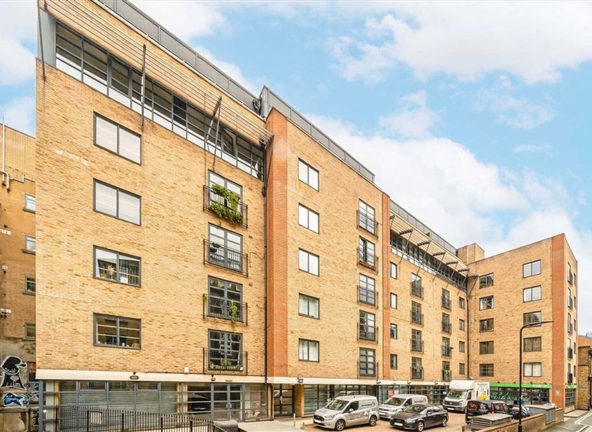 Properties let in Bateman's Row - EC2A 3HH view1