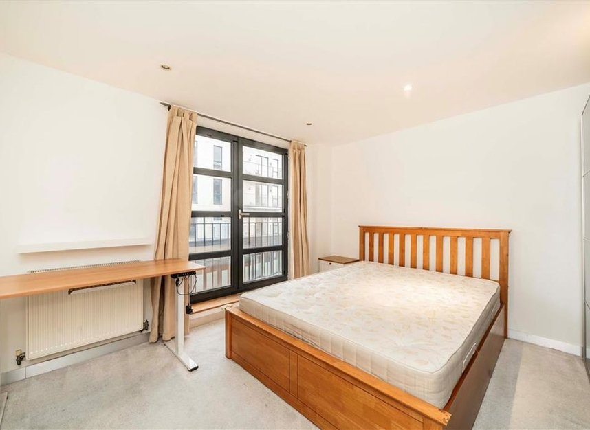 Properties let in Bateman's Row - EC2A 3HH view6