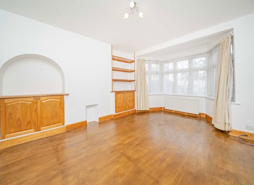 Properties let in Beechcroft Avenue - KT3 3EG view2