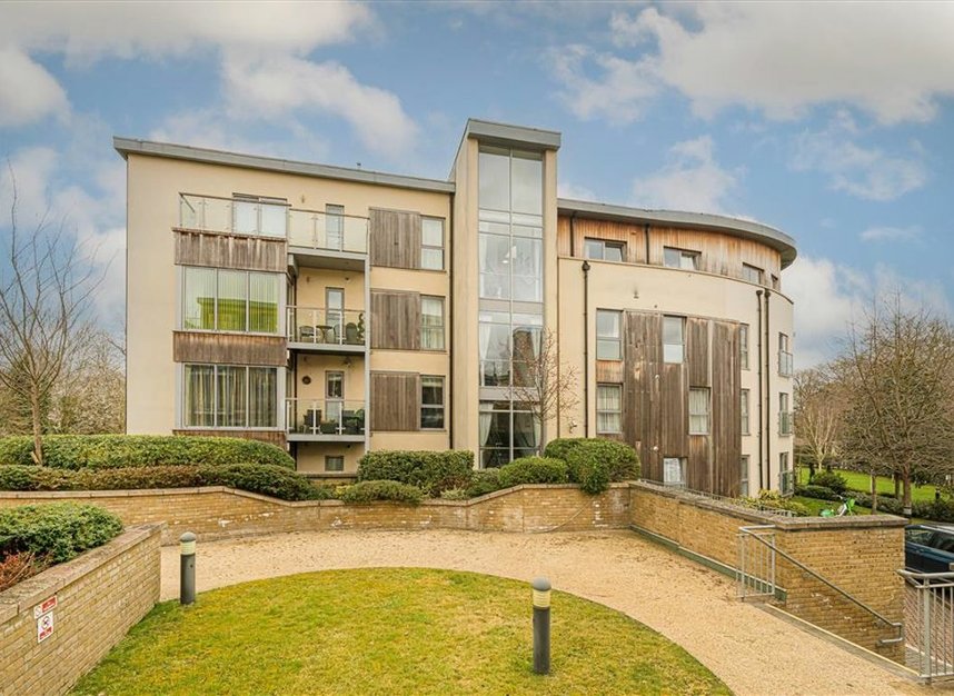 Properties let in Blagrove Road - TW11 0EG view1