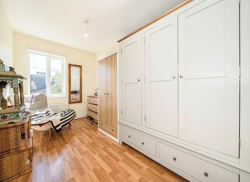 Properties let in Blakes Road - SE15 6GY view8