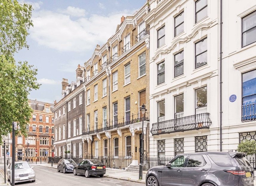 Flat to rent in Bloomsbury Square, London, WC1A | Dexters