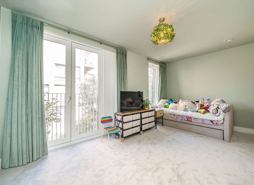 Properties to let in Boaters Avenue - TW8 8FG view7