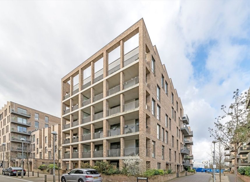 Properties let in Boaters Avenue - TW8 8FQ view1