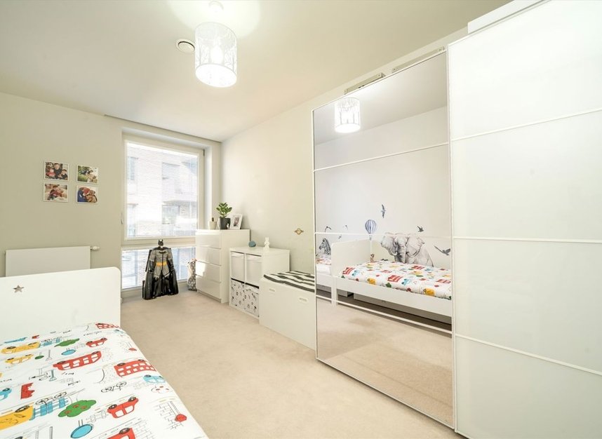 Properties let in Boaters Avenue - TW8 8FQ view6