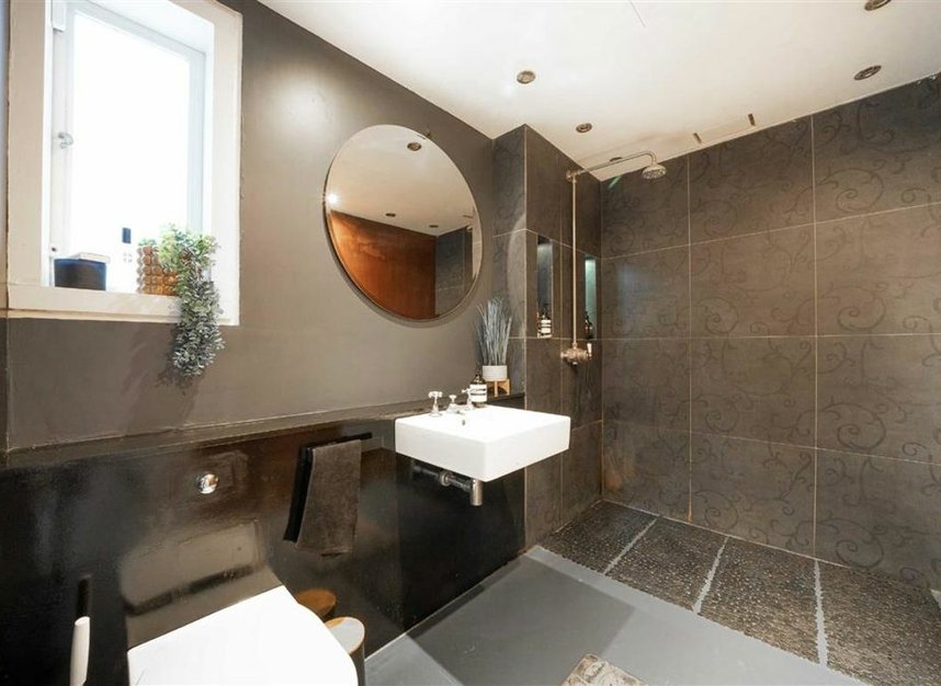 Properties let in Borough High Street - SE1 1XN view14