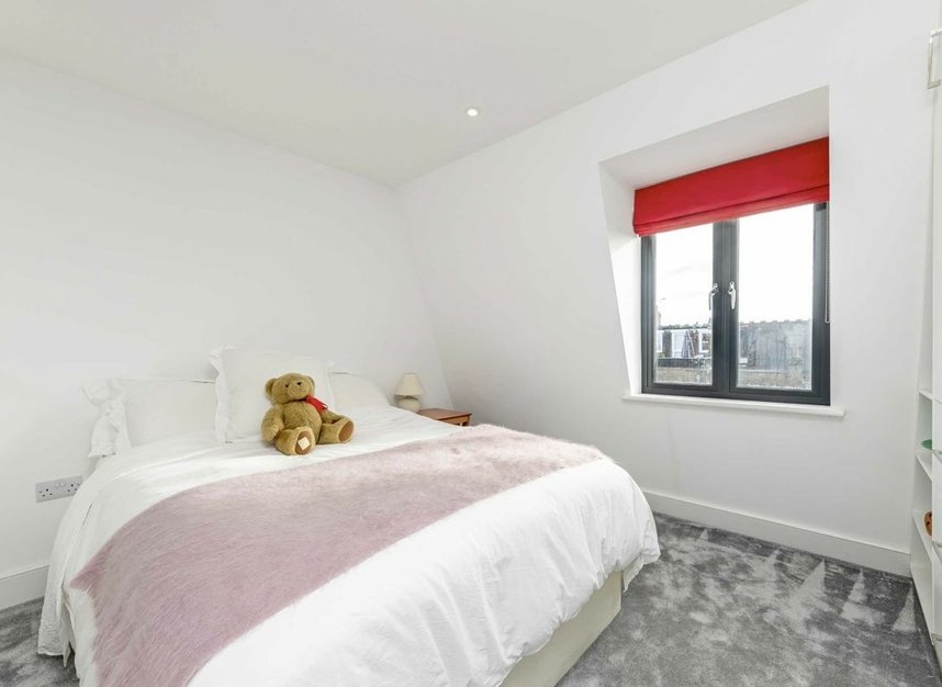Properties let in Bowfell Road - W6 9HE view8