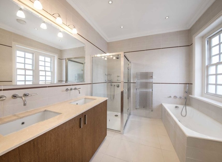 Properties to let in Bracknell Gardens - NW3 7EB view6