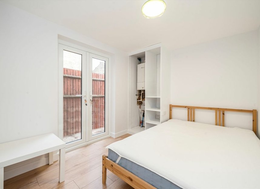 Properties to let in Braemar Road - TW8 0NR view7