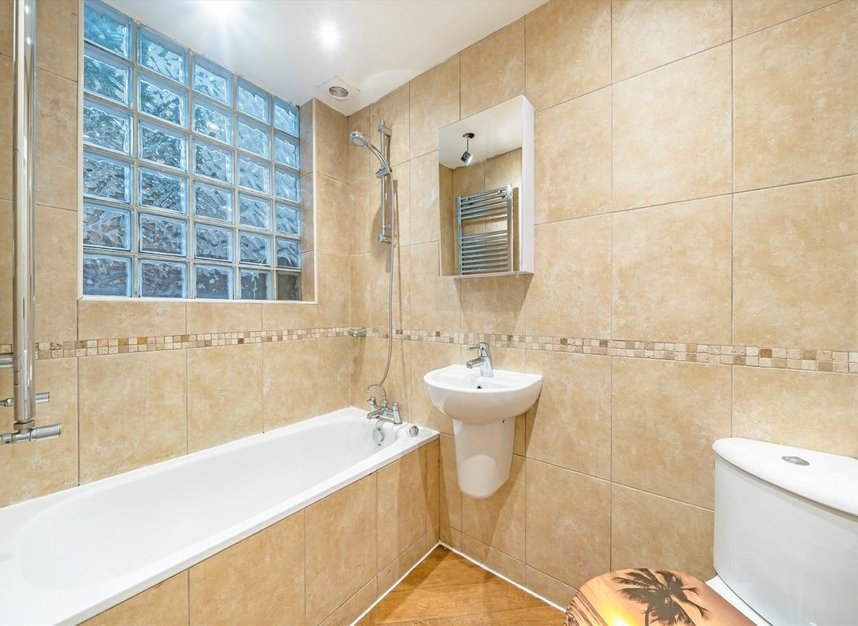 Properties let in Breakspears Road - SE4 1XR view8