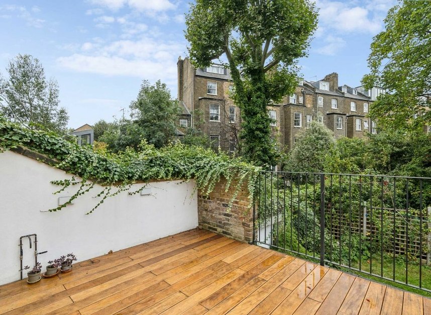 Properties let in Brecknock Road - N19 5AD view10