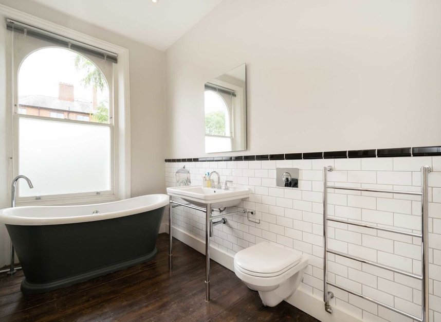 Properties let in Brecknock Road - N19 5AE view9