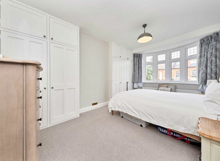 Properties let in Briarwood Road - SW4 9PJ view5