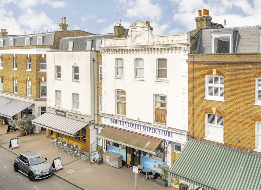 Properties let in Bridge Road - KT8 9EU view1