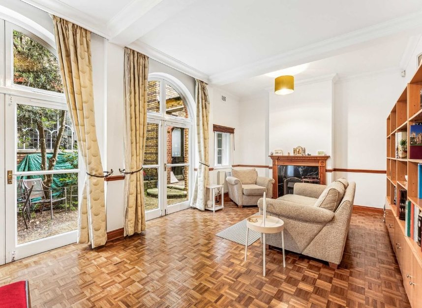 House to rent in Brixton Road, London, SW9 (Ref 228069) Dexters